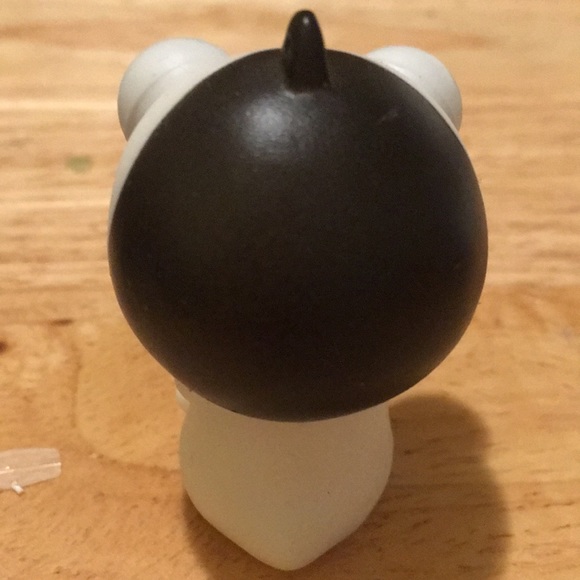 Raised Eyes Anti Stress Vent Penguin Squeezeable Stress Reliever - Picture 3 of 7